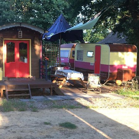 La Roulotte Chainoux Bains-sur-Oust Exterior photo